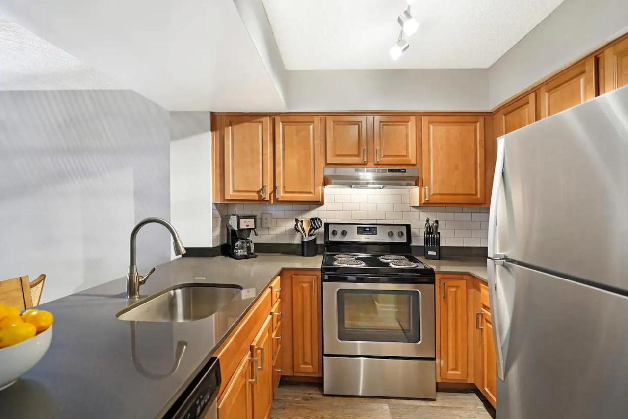 Dharma Home Suites Dania Beach At Sheridan Ocean Club Buitenkant foto