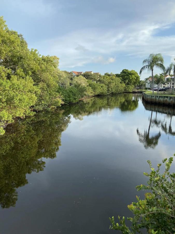 Dharma Home Suites Dania Beach At Sheridan Ocean Club Buitenkant foto