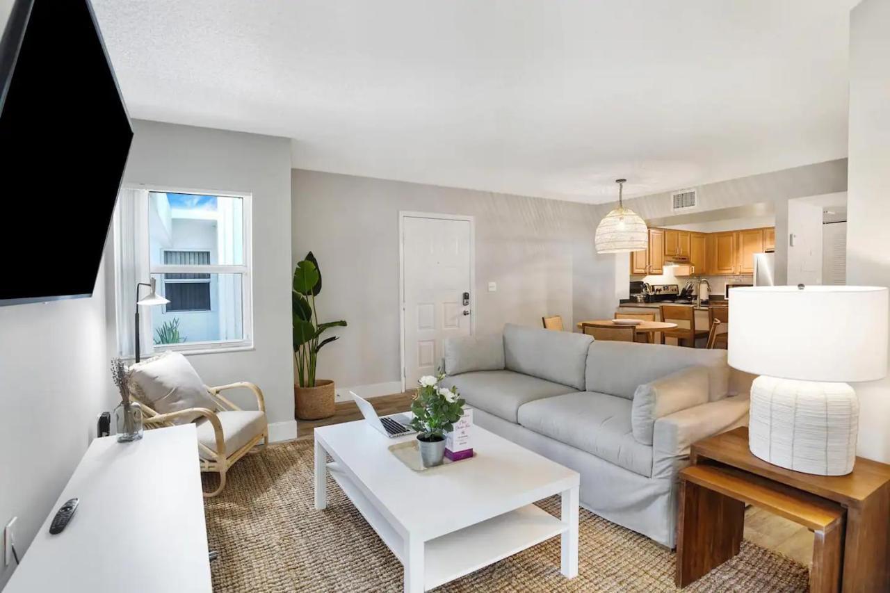 Dharma Home Suites Dania Beach At Sheridan Ocean Club Buitenkant foto