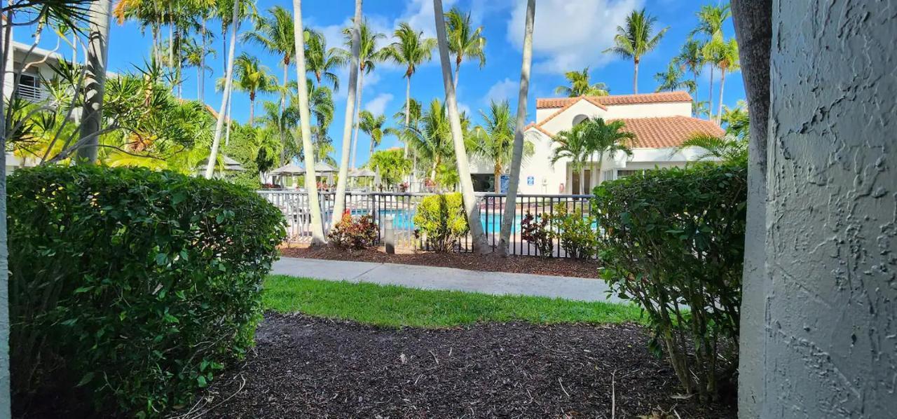 Dharma Home Suites Dania Beach At Sheridan Ocean Club Buitenkant foto